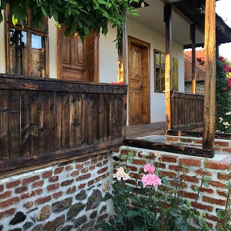 Old Court Villa Curtea De Arges Bagian luar foto